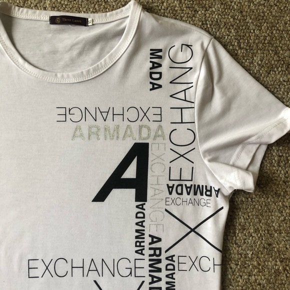 Three Lamb Graphic Tee - Picture 4 of 4